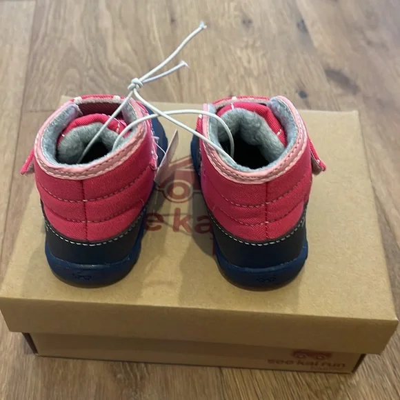 See Kai Run Basics Blake Insulated Boots - Picture 3 of 5